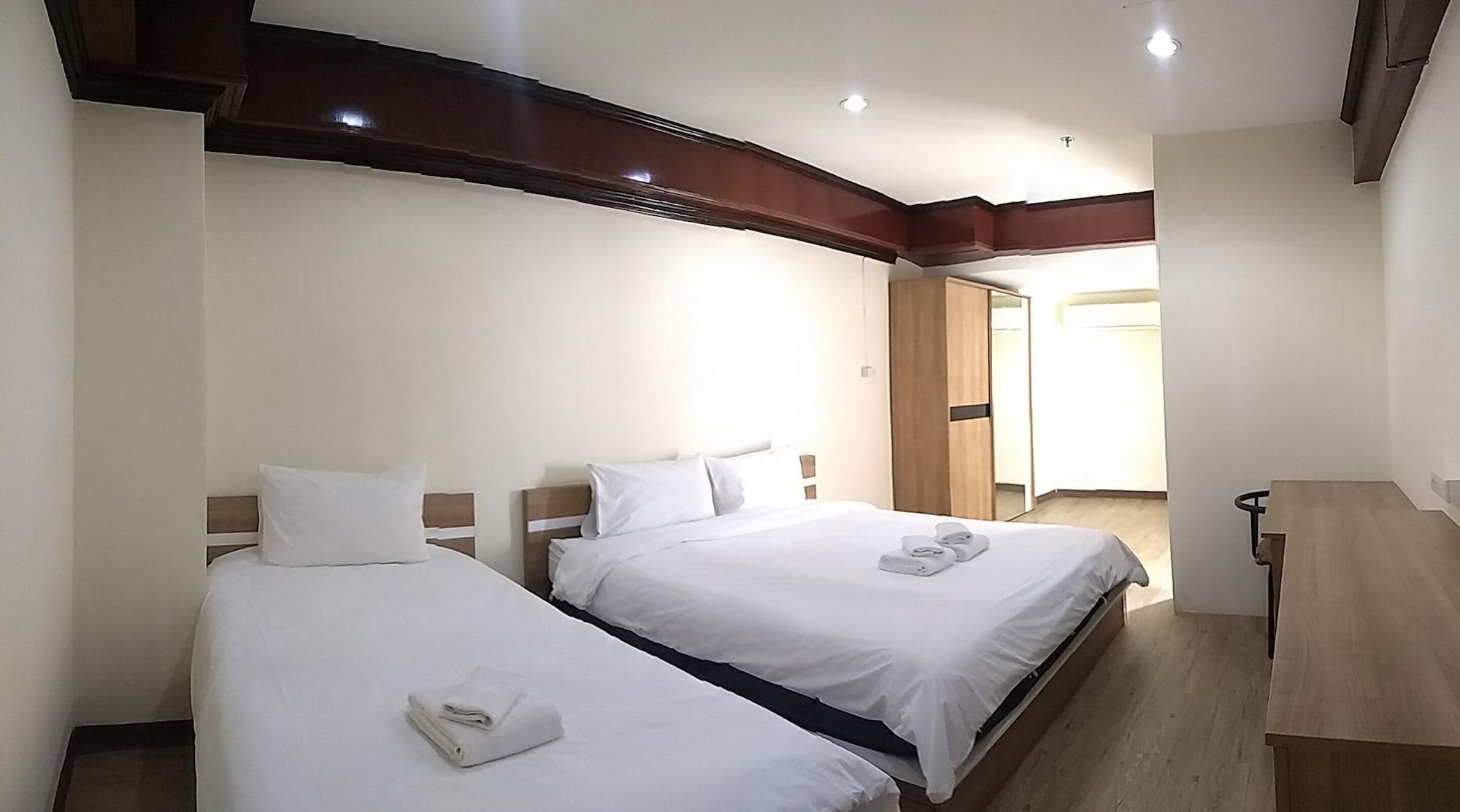 Komol Residence Bangkok Esterno foto