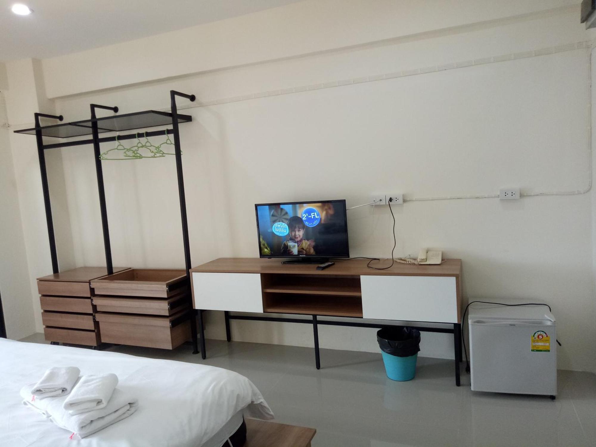 Komol Residence Bangkok Esterno foto